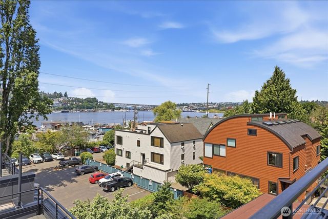 2019 Minor Avenue E, Seattle, WA 98102