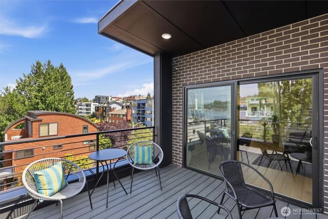 2019 Minor Avenue E, Seattle, WA 98102
