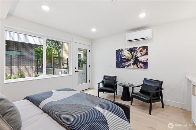 2019 Minor Avenue E, Seattle, WA 98102