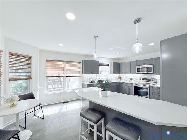 4704 Cedar Cliff Rd, Chester, VA 23831
