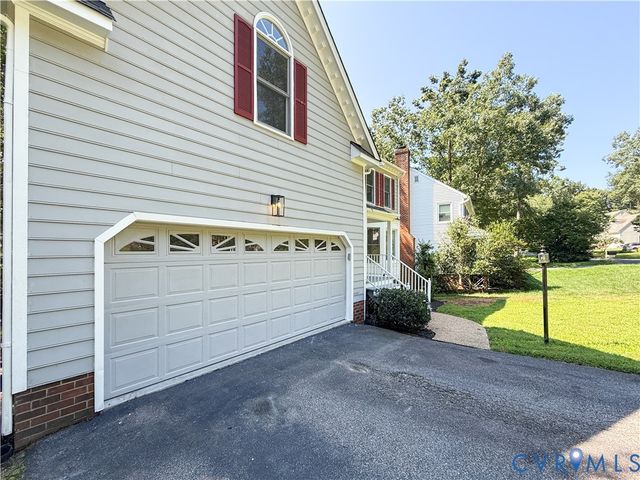 4704 Cedar Cliff Rd, Chester, VA 23831