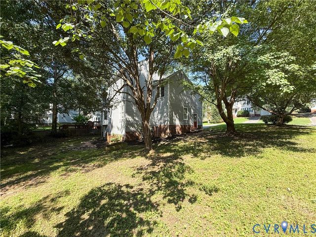 4704 Cedar Cliff Rd, Chester, VA 23831