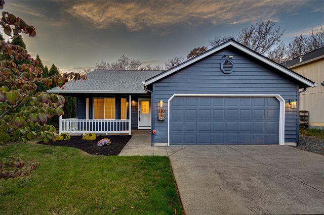 320 NW 25th Place, Battle Ground, WA 98604