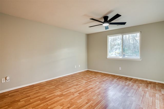 320 NW 25th Place, Battle Ground, WA 98604