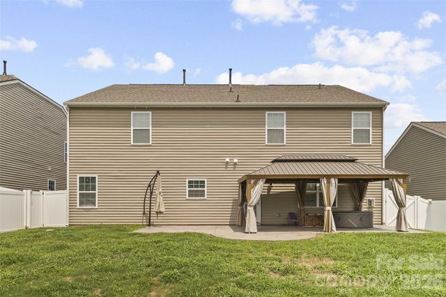 134 Giant Oak Avenue, Statesville, NC 28677