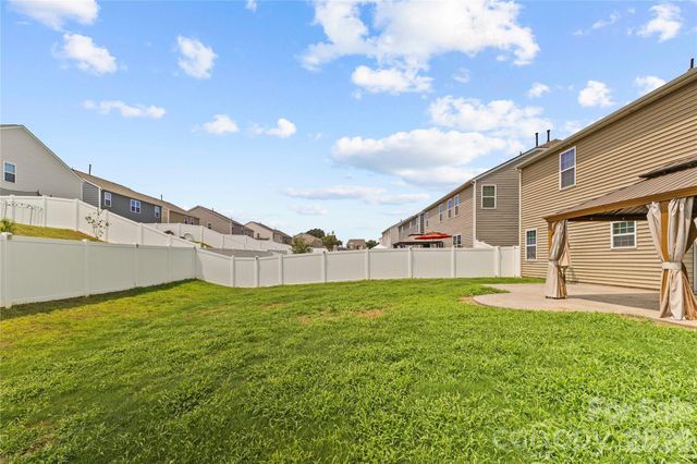 134 Giant Oak Avenue, Statesville, NC 28677