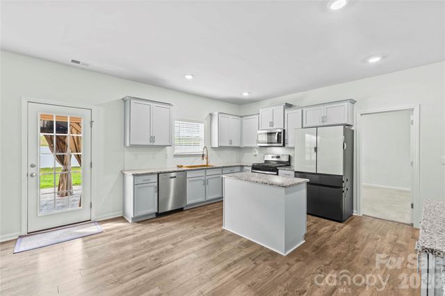 134 Giant Oak Avenue, Statesville, NC 28677