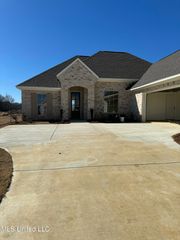489 Aurora Circle, Madison, MS 39110