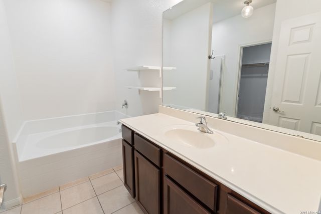 11702 Luckey Ledge, San Antonio, TX 78252