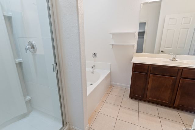 11702 Luckey Ledge, San Antonio, TX 78252