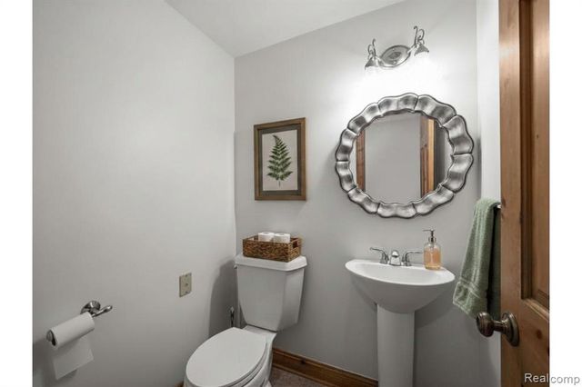 7028 Terrell Street, Waterford, MI 48329