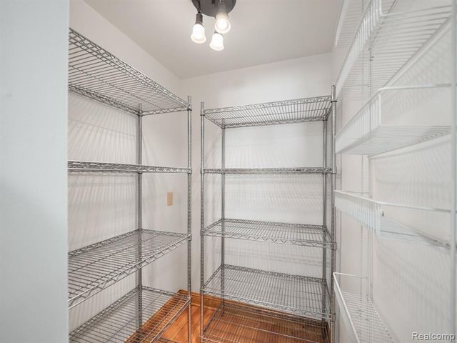 7028 Terrell Street, Waterford, MI 48329