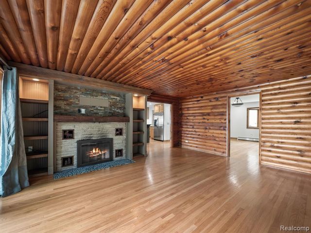 7028 Terrell Street, Waterford, MI 48329