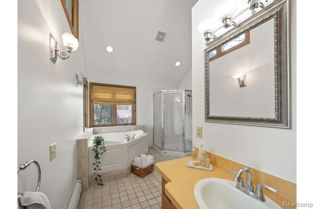 7028 Terrell Street, Waterford, MI 48329