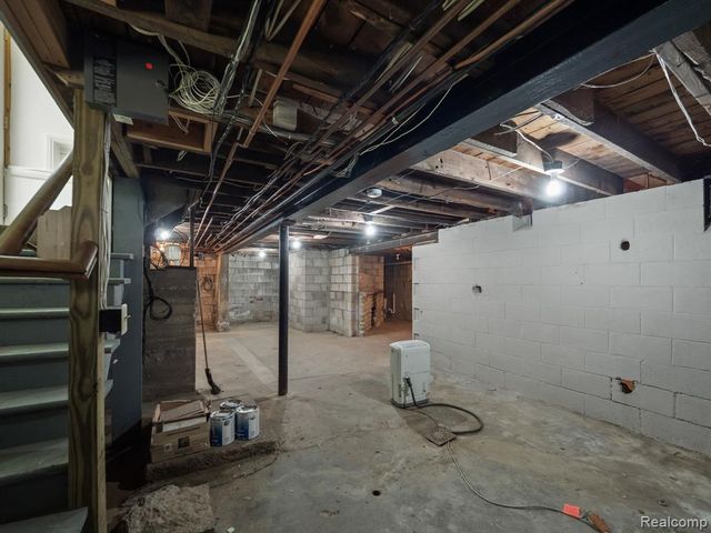 7028 Terrell Street, Waterford, MI 48329