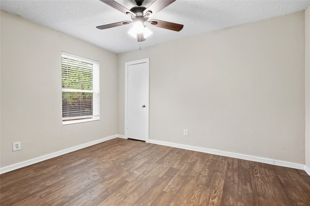 1102 E Lamar Street A, Sherman, TX 75090