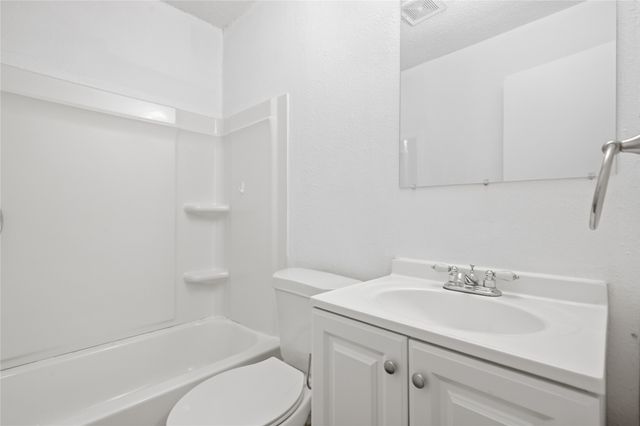 1102 E Lamar Street A, Sherman, TX 75090