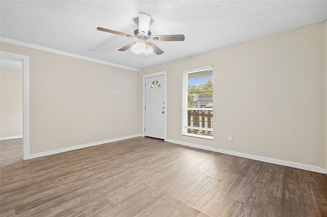 1102 E Lamar Street A, Sherman, TX 75090