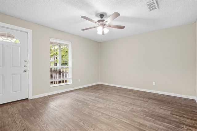 1102 E Lamar Street A, Sherman, TX 75090