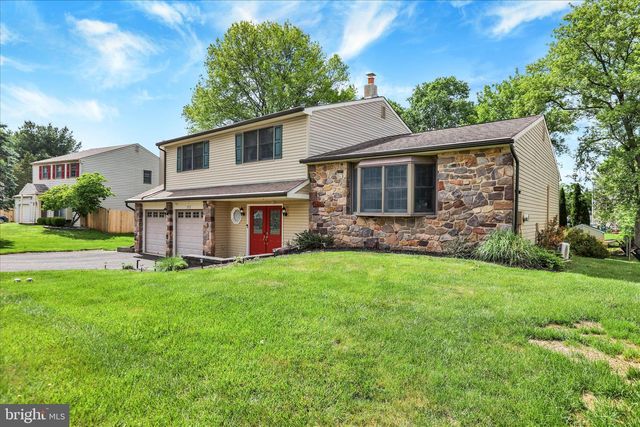 152 WINDHAM, Langhorne, PA 19047