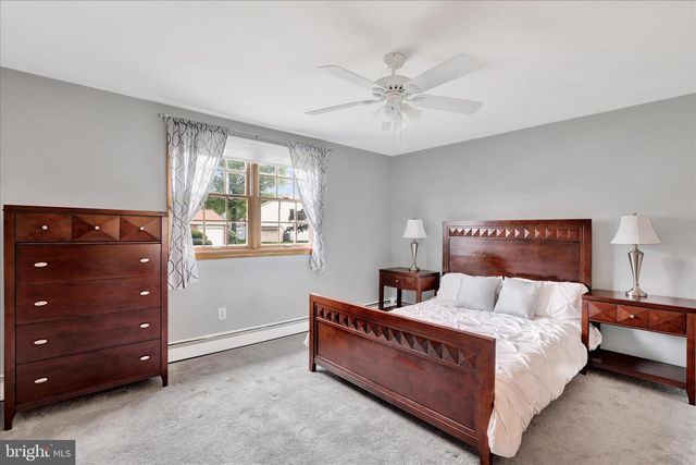 152 WINDHAM, Langhorne, PA 19047