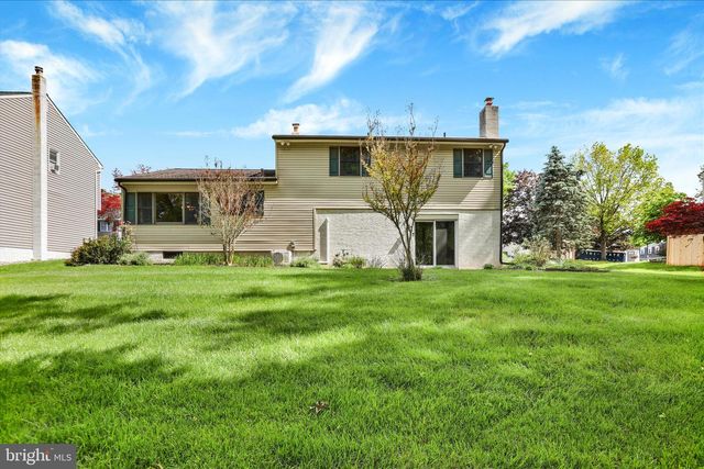 152 WINDHAM, Langhorne, PA 19047