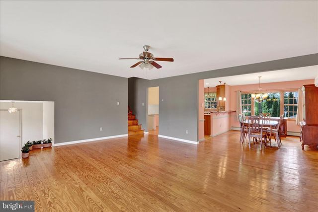 152 WINDHAM, Langhorne, PA 19047
