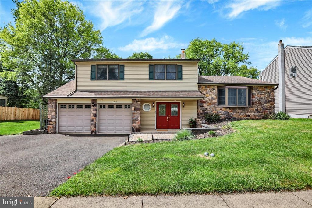 152 WINDHAM, Langhorne, PA 19047