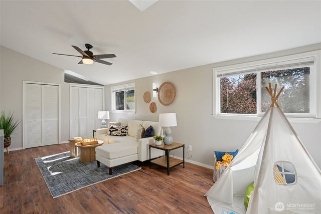 32100 32nd Avenue SW, Federal Way, WA 98023