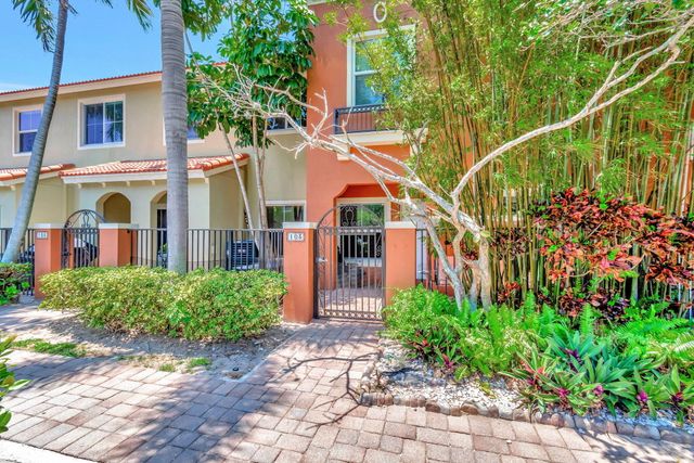 103 Monterey Bay Drive, Boynton Beach, FL 33426
