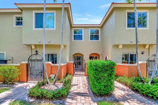 103 Monterey Bay Drive, Boynton Beach, FL 33426