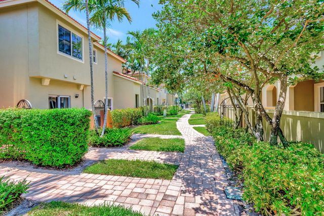 103 Monterey Bay Drive, Boynton Beach, FL 33426