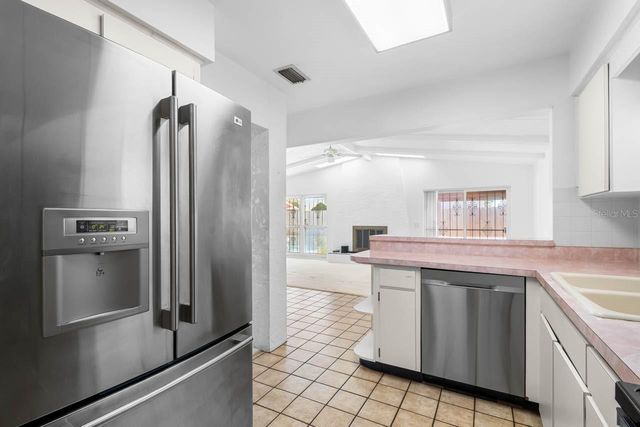 7506 ARMAND CIRCLE, Tampa, FL 33634