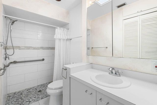 7506 ARMAND CIRCLE, Tampa, FL 33634