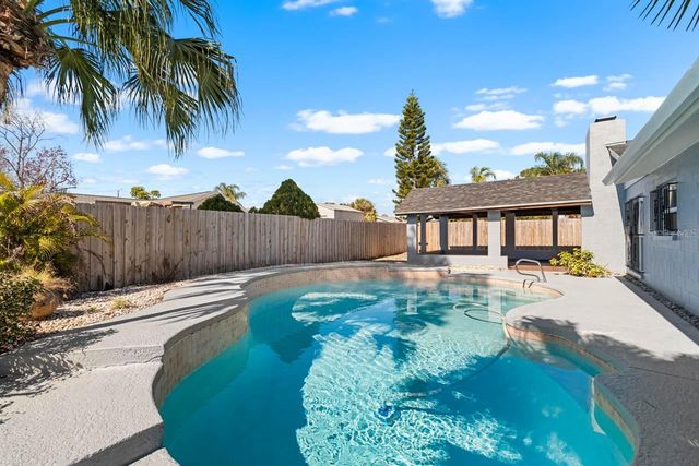 7506 ARMAND CIRCLE, Tampa, FL 33634