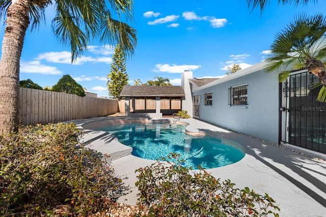 7506 ARMAND CIRCLE, Tampa, FL 33634