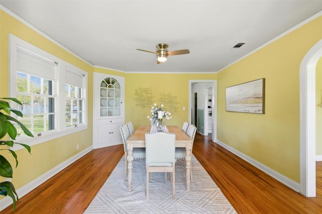 1506 Grace ST, Taylor, TX 76574