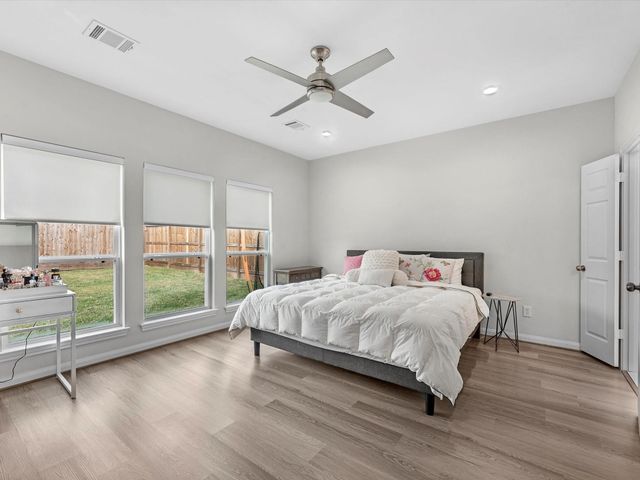 8407 James Franklin Street, Houston, TX 77088