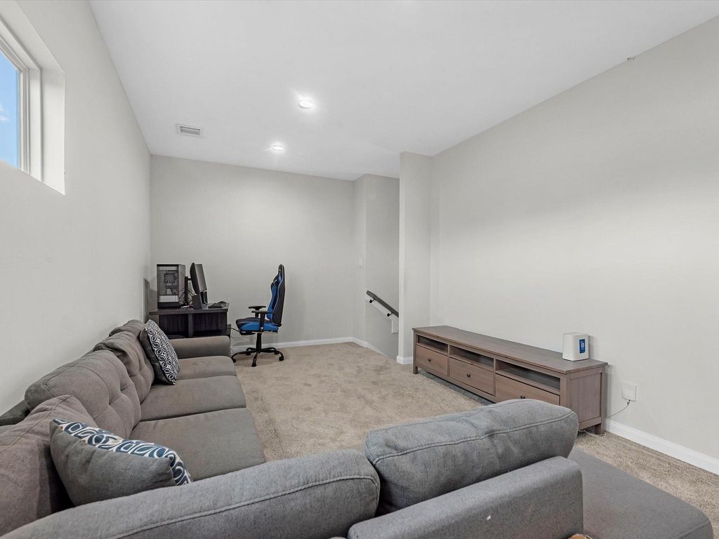 8407 James Franklin Street, Houston, TX 77088