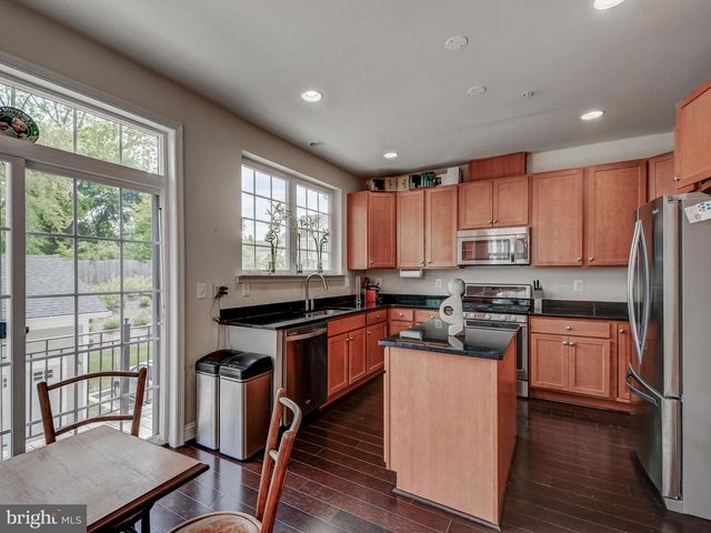 124 MERIDIAN LN, Towson, MD 21286