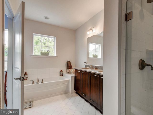 124 MERIDIAN LN, Towson, MD 21286