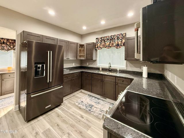 16540 Tazewell Street, Saint Paul, VA 24283