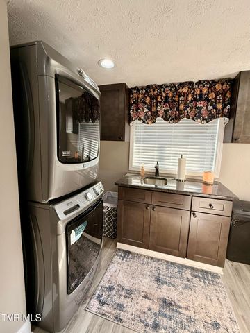 16540 Tazewell Street, Saint Paul, VA 24283