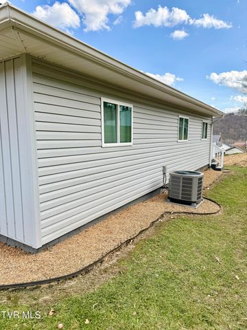 16540 Tazewell Street, Saint Paul, VA 24283