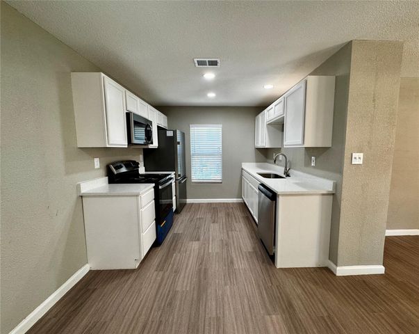 206 W North Loop BLVD, Austin, TX 78751