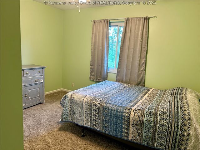 486 Woodland Acres Drive, Ripley, WV 25271