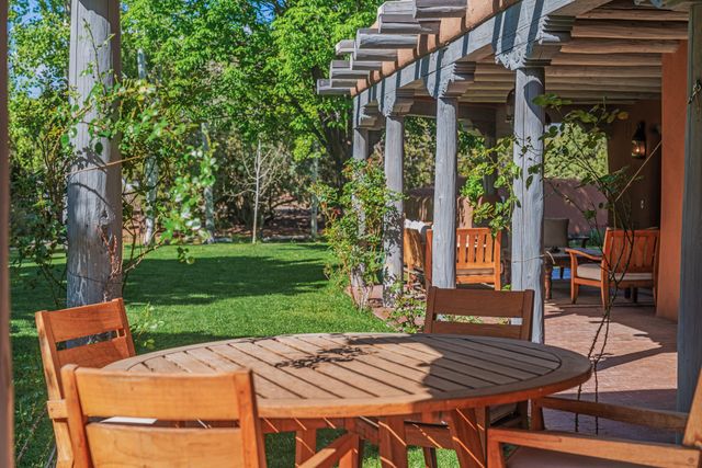 23 Media Luna, Santa Fe, NM 87508