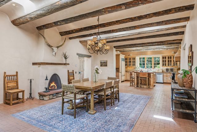 23 Media Luna, Santa Fe, NM 87508