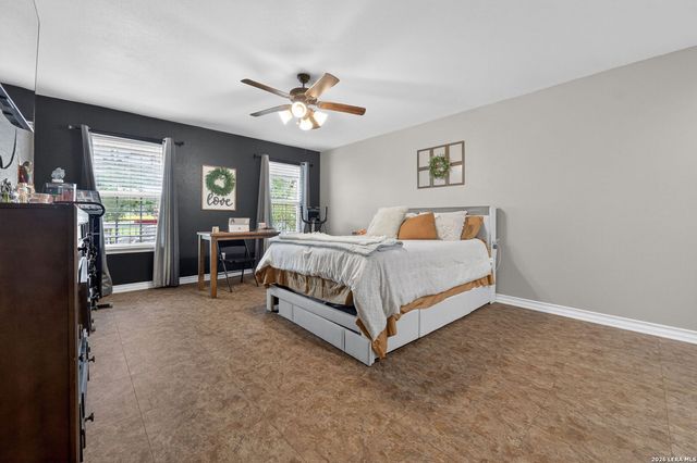 2937 RANCH TRAIL RD, San Antonio, TX 78264