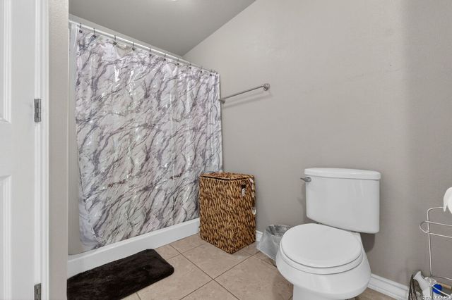 2937 RANCH TRAIL RD, San Antonio, TX 78264